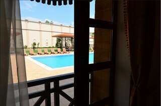 Гостиница Перчем Судак Люкс с балконом-4